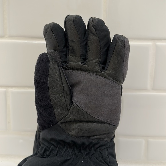 Eastern Mountain Sports Women’s Small Winter Gloves - Picture 2 of 5
